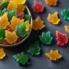 CBD, gummies : de plus en plus de seniors en consomment, mais la France les retire des rayons